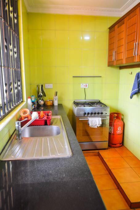Len Apartments Dar es Salaam Exteriör bild