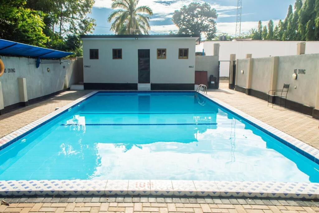 Len Apartments Dar es Salaam Exteriör bild
