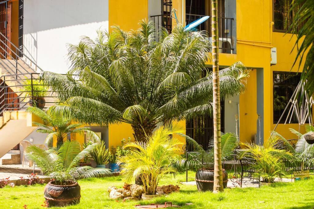 Len Apartments Dar es Salaam Exteriör bild