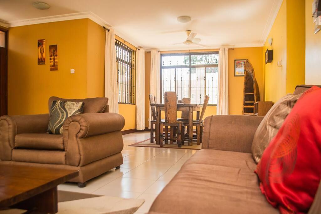 Len Apartments Dar es Salaam Exteriör bild